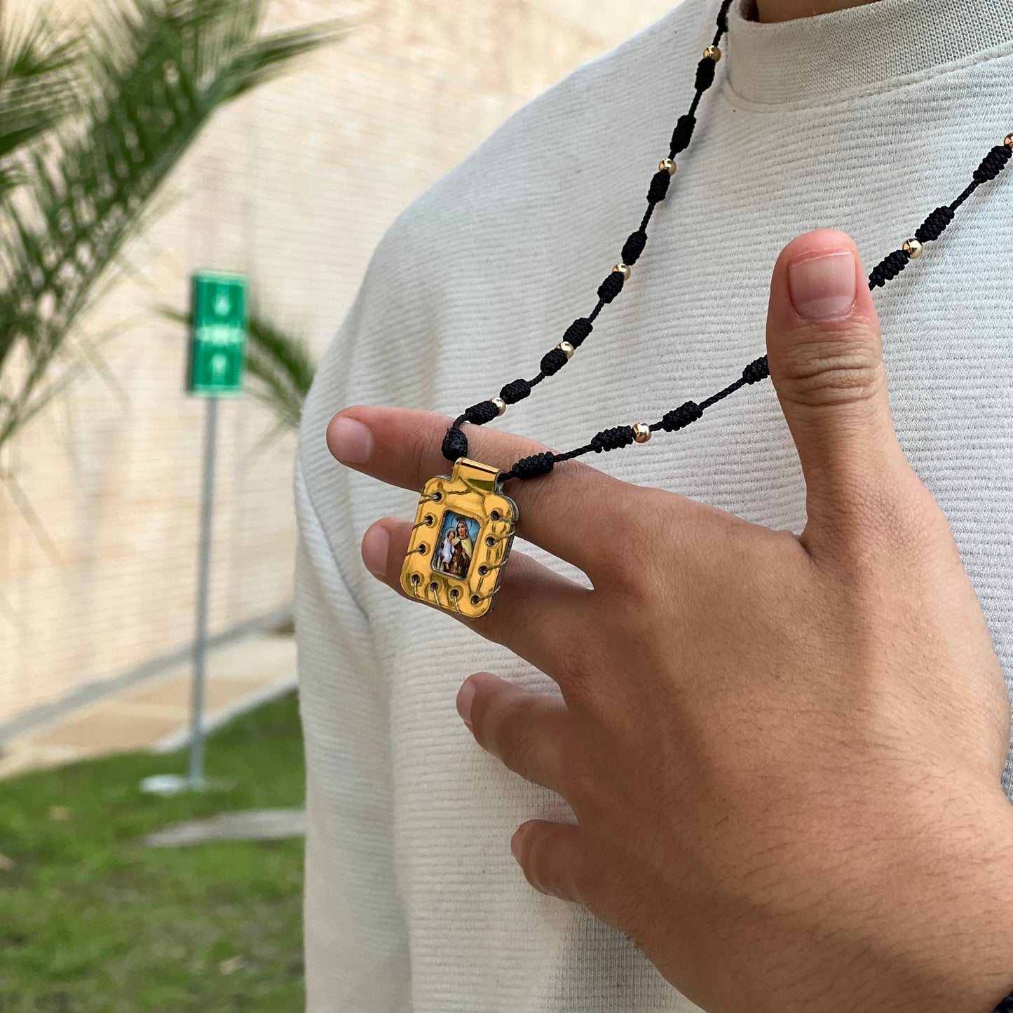 Escapulario Dorado de protección